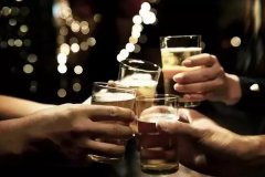 东方智启科技APP开发-软件开发酒友app与其他酒类爱好者进行交流和互动