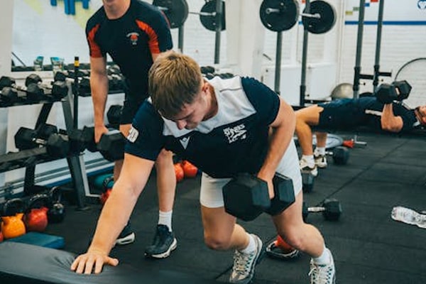 2025年运动健康软件开发新趋势:AI健身教练与大数据体能评估